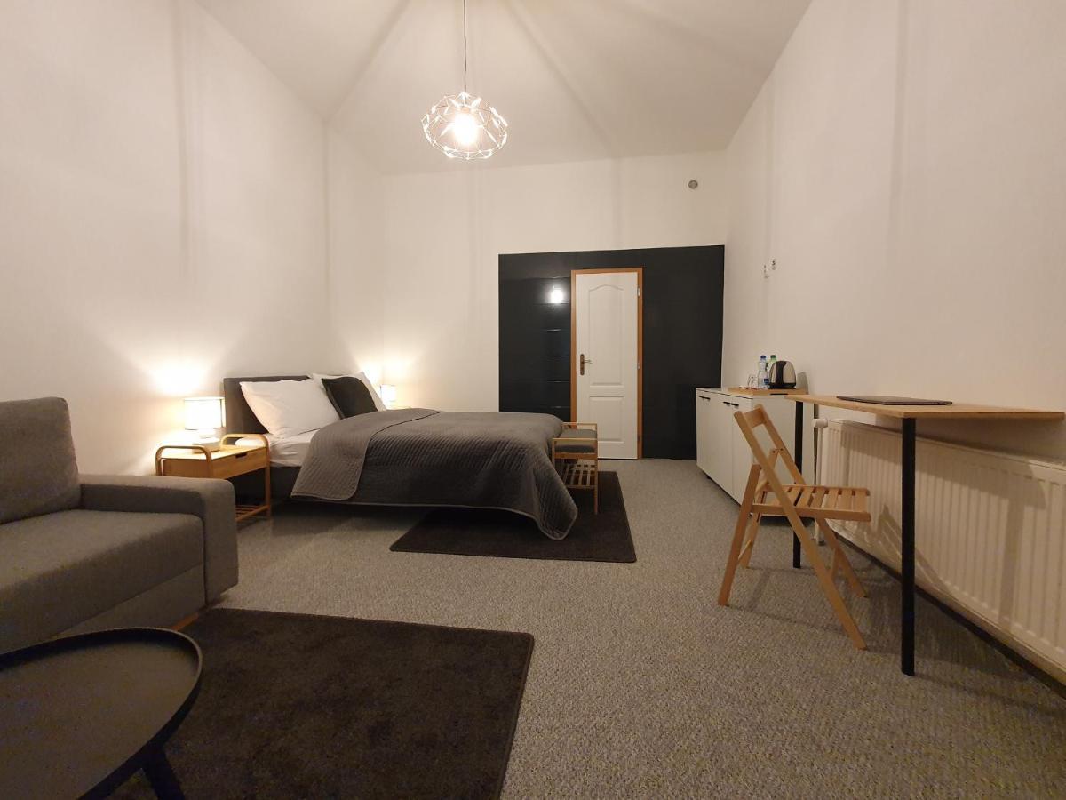 We Stay Apartments Bratislava Extérieur photo